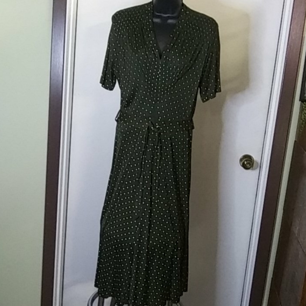 Vintage Dress - forest green color with polka dots